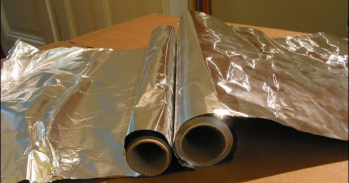 Doctors-Are-Warning-If-You-Use-Aluminum-Foil-Stop-It-Right-Now-And-This-is-The-Reason-Why1