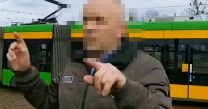 pee